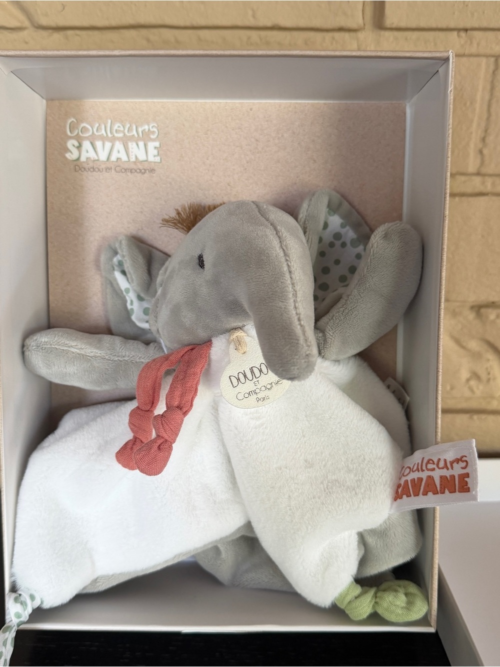 NEW Doudou et Compagnie Couleurs Savane Plush Elephant Teether Blanket With Box